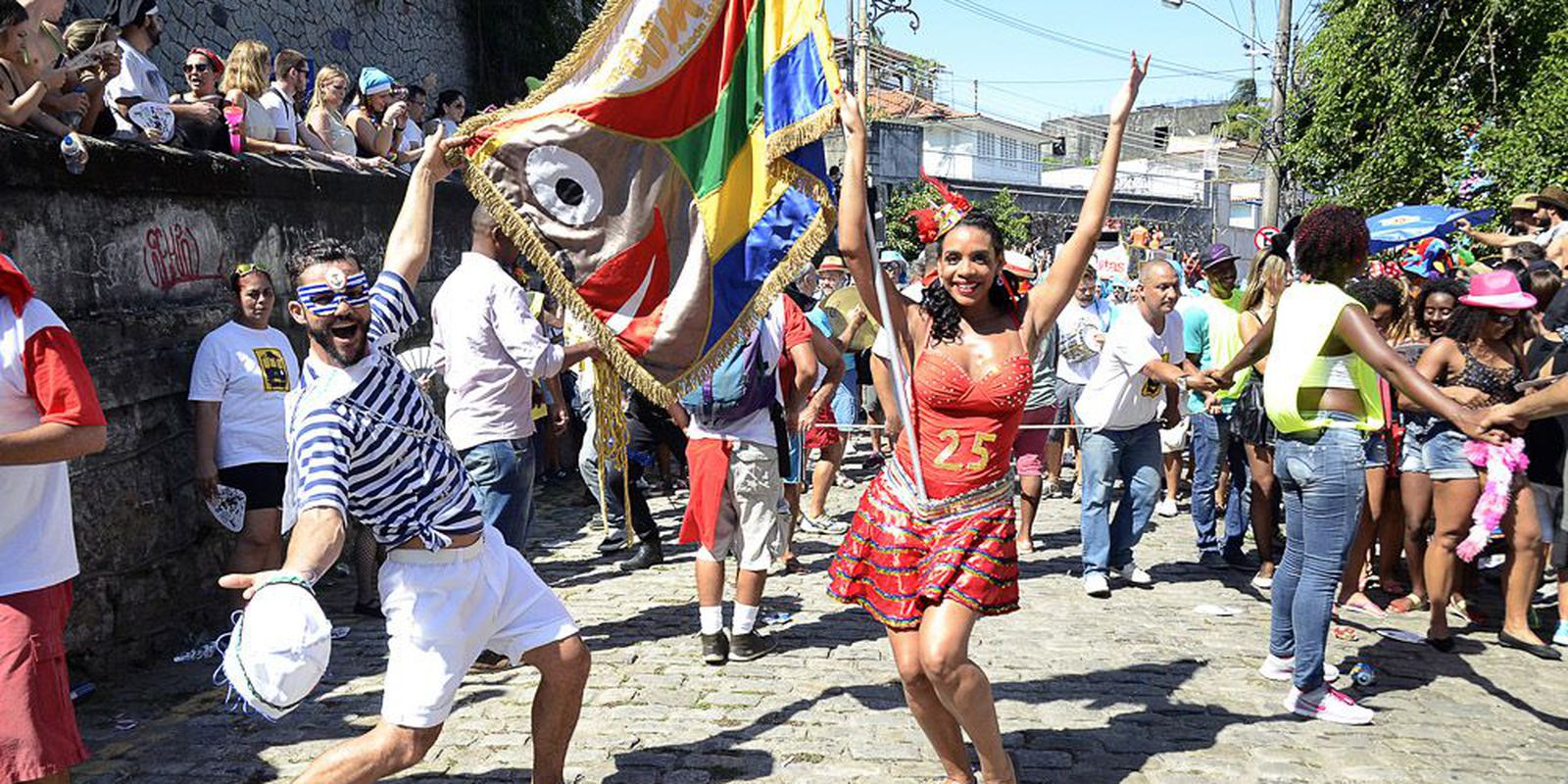 Renascimento é tema do bloco Carmelitas que desfila hoje no Rio