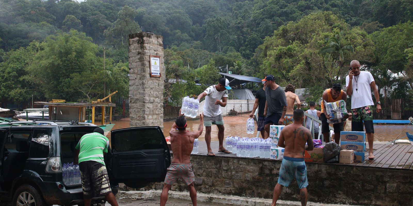 Abastecimento de água é parcialmente restabelecido em São Sebastião