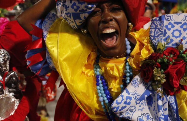 Ingressos para desfile das campeãs do carnaval do Rio estão esgotados